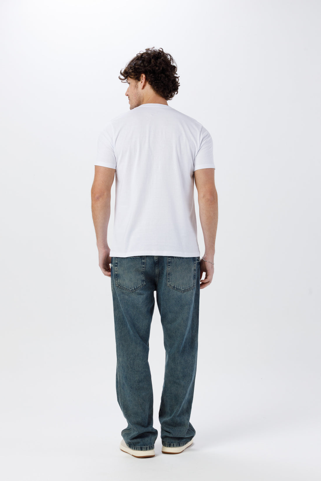 Camiseta Básica Lisa Unissex - 100% Algodão -Fio 30.1 Gola Careca - Branco