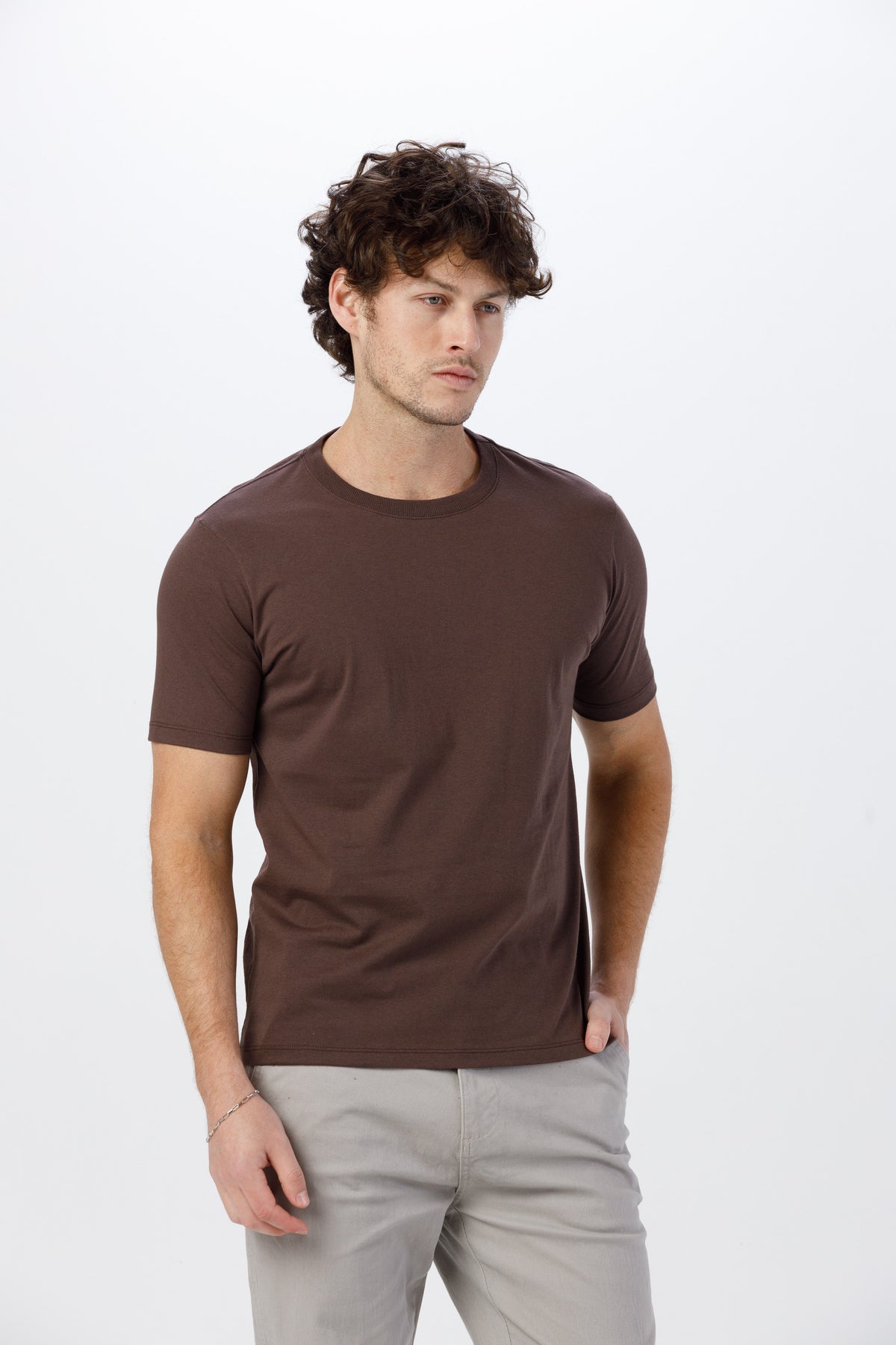 Camiseta Básica Lisa Unissex - 100% Algodão -Fio 30.1 Gola Careca - Marrom