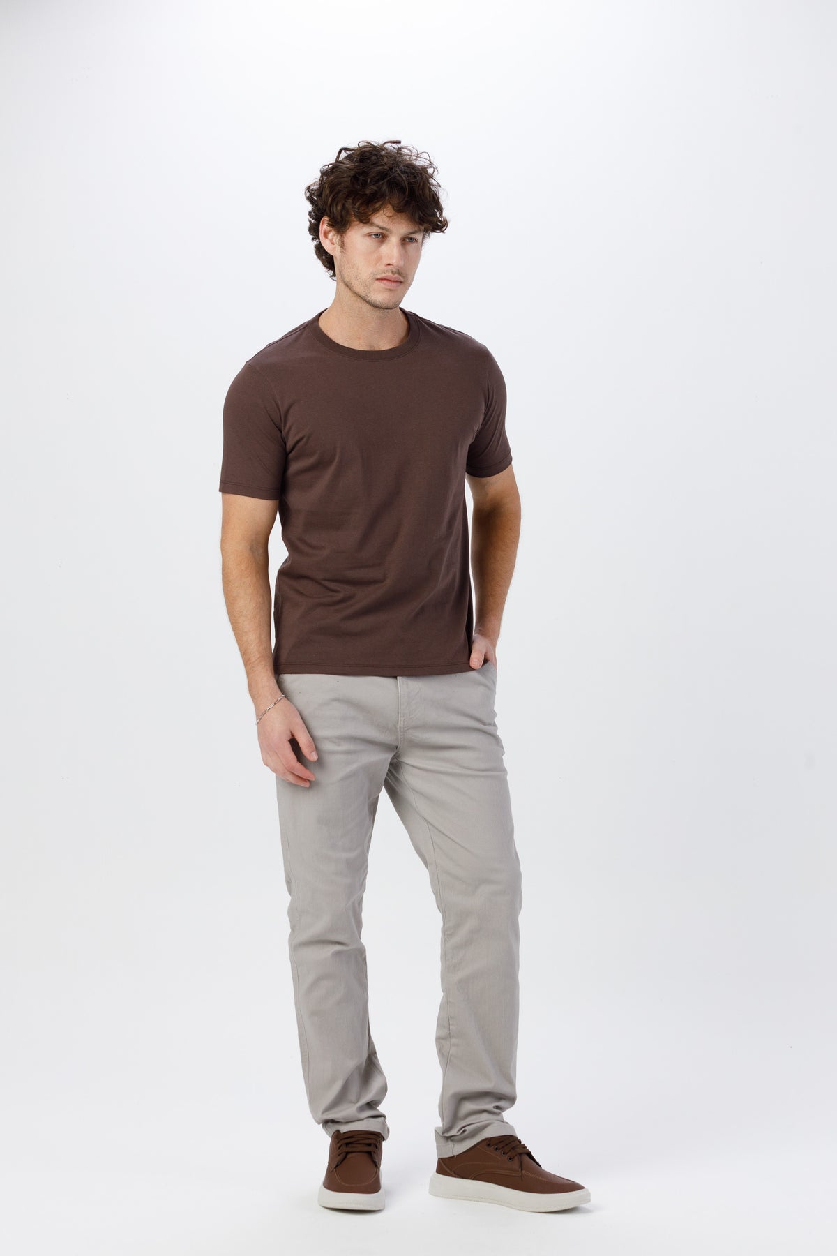 Camiseta Básica Lisa Unissex - 100% Algodão -Fio 30.1 Gola Careca - Marrom