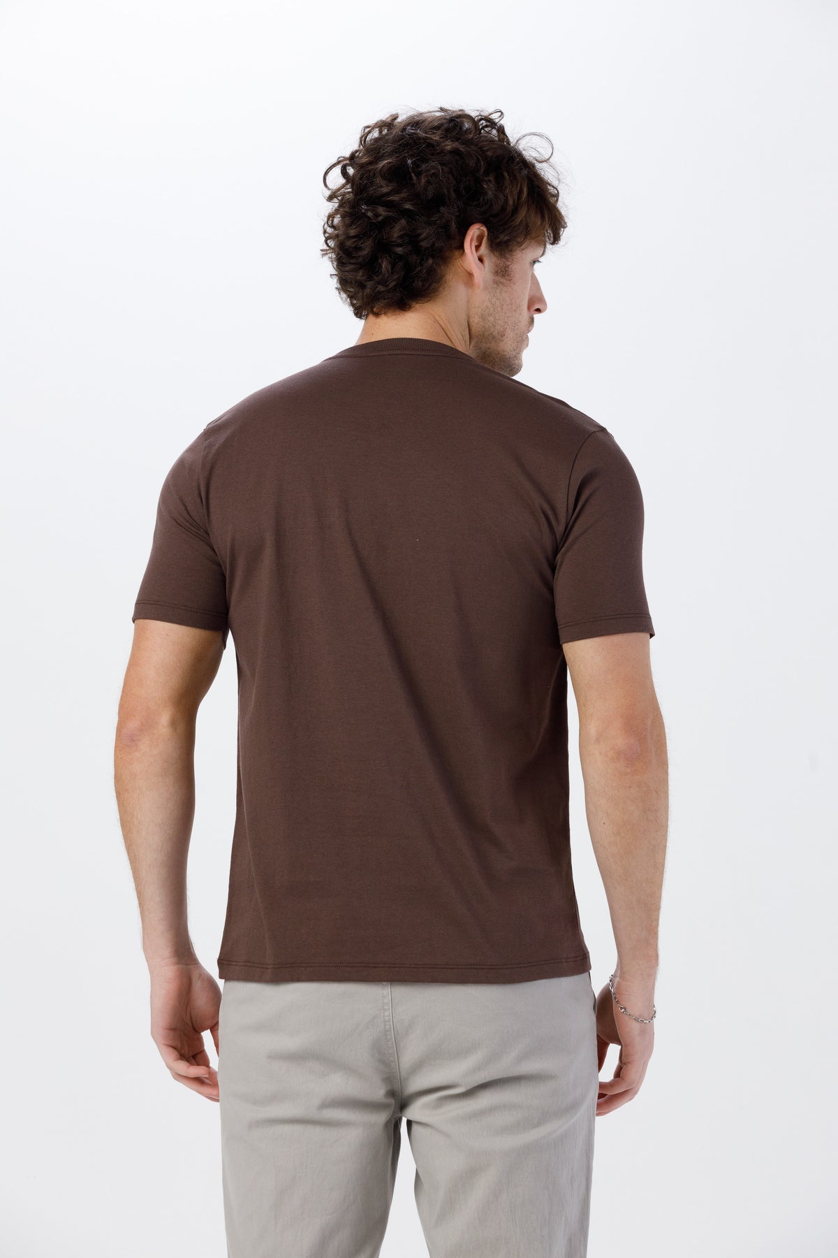 Camiseta Básica Lisa Unissex - 100% Algodão -Fio 30.1 Gola Careca - Marrom