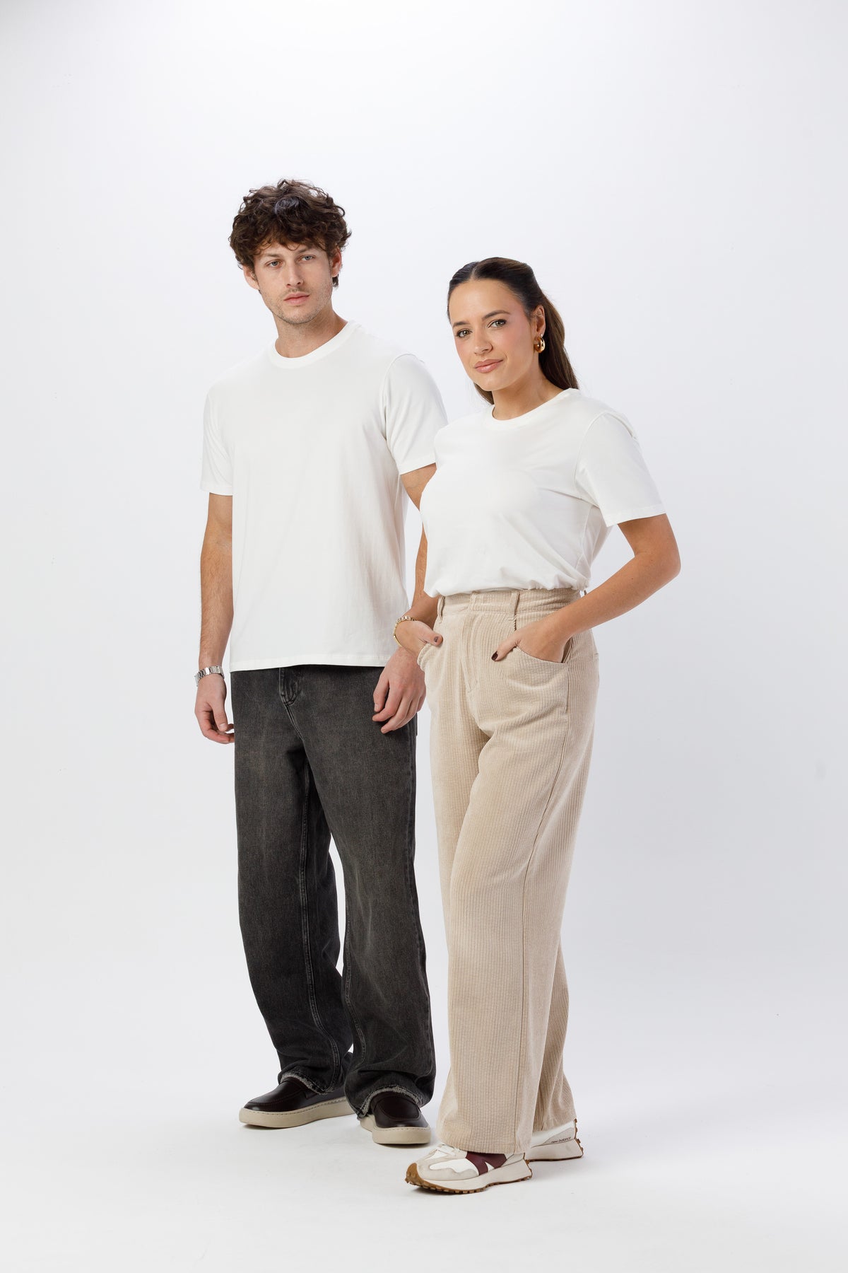 Camiseta Premium Unissex -  Algodão com Elastano - Off White