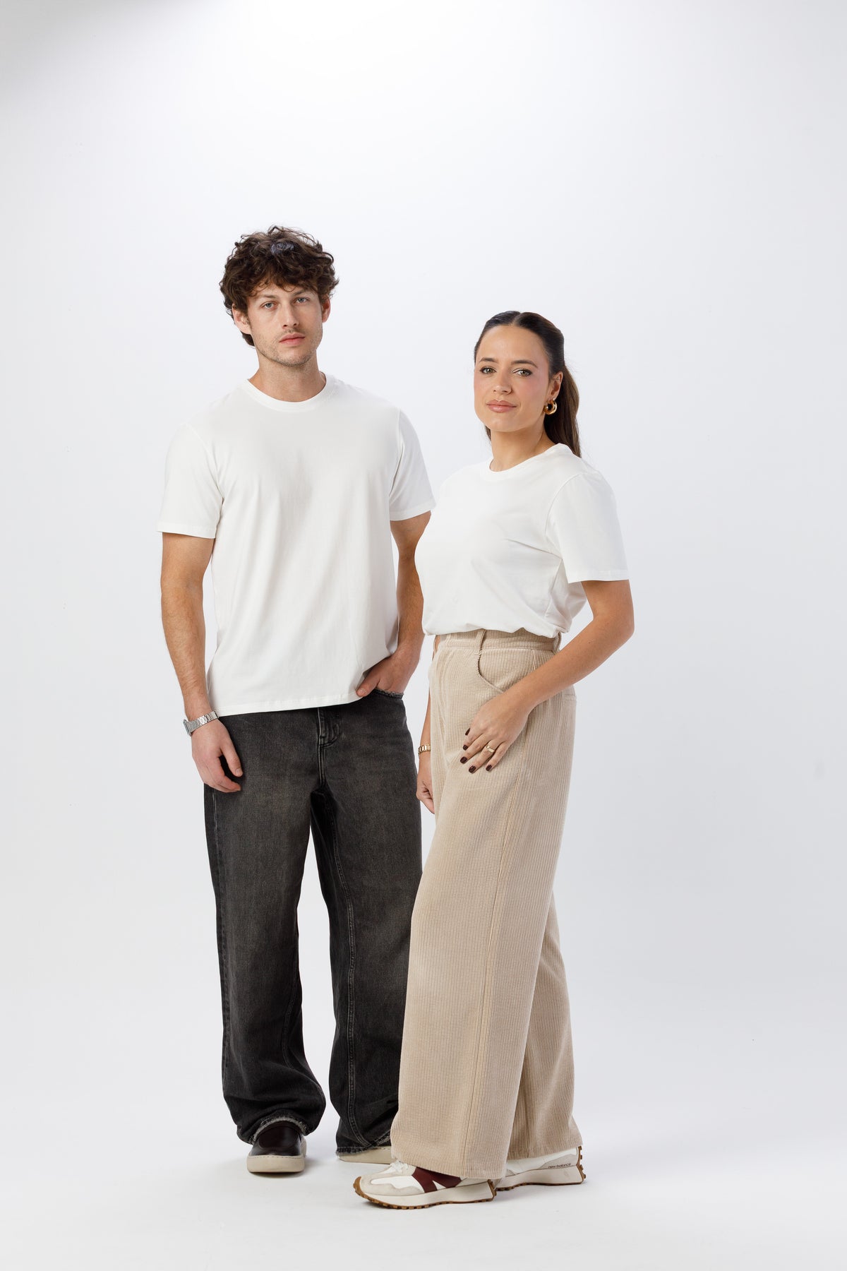 Camiseta Premium Unissex -  Algodão com Elastano - Off White