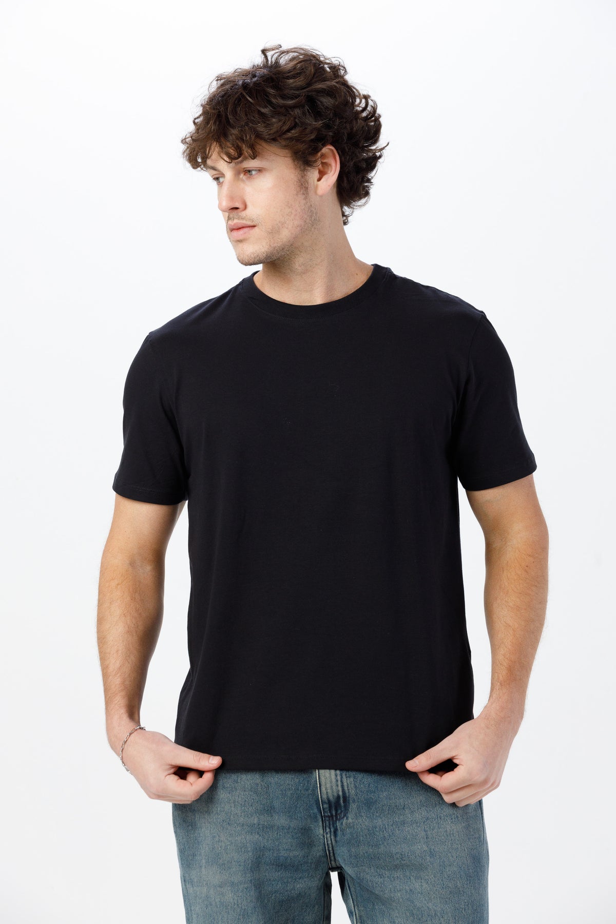 Camiseta Premium Unissex -  Algodão com Elastano - Preta